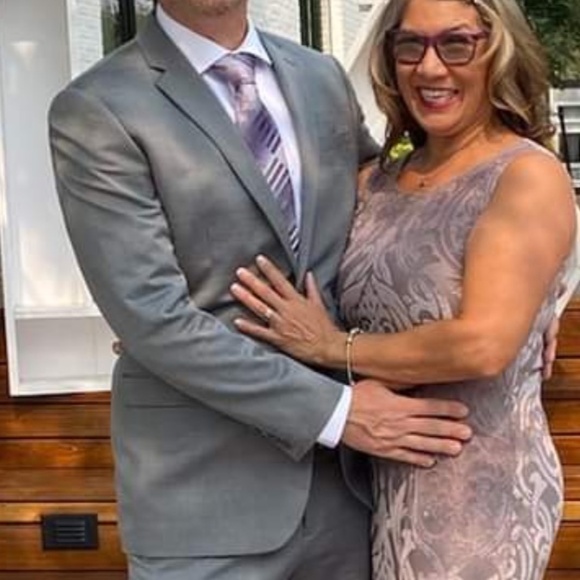 Express Men’s Photographer Slim Suit - Picture 11 of 11